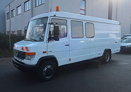 Mercedes-Benz Vario HKA / 816 D /AHK/Kamera/1 Hand/7 Sitze