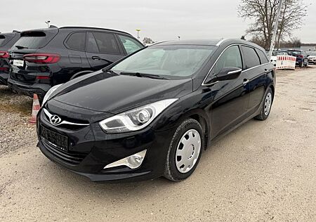 Hyundai i40 cw ,Navi,Klima,Tempomat,Euro 5!