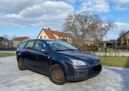 Ford Focus 1,6 Ambiente Turnier