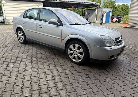 Opel Vectra 2.2 16V Elegance Navi Pdc Ahk Leder Auto