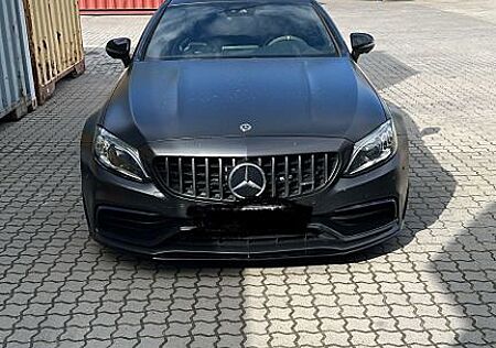 Mercedes-Benz C 63 AMG Mercedes-AMG C 63 S Autom. Mercedes...
