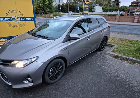 Toyota Auris Touring Sports Touring Sports Hybrid 1...