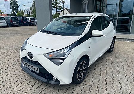 Toyota Aygo (X) Aygo (X) Play TeamD*Kamera,Klima,Bluetooth,mwst.
