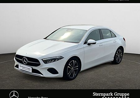 Mercedes-Benz A 180 Progressive+LED+Rückfahrkamera+Lenkradhzg.