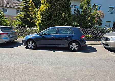 VW Golf Volkswagen 2.0 TDI DSG BMT Comfortline