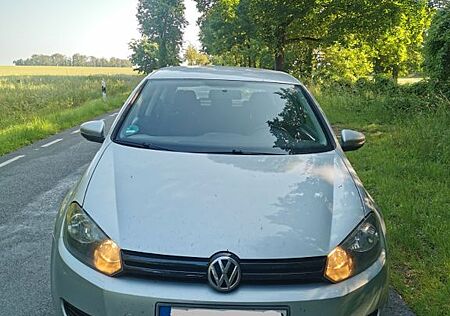 VW Golf Volkswagen 1.2 TSI 63 kW Trendline Trendline