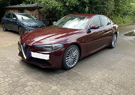Alfa Romeo Giulia Super 2.2 Diesel 16V 110 kW AT8 Super