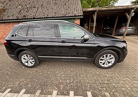 VW Tiguan Allspace Volkswagen 2.0 140kwHighline Vollaus Ahk.