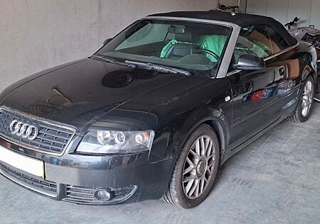 Audi A4 2.4 Cabriolet -