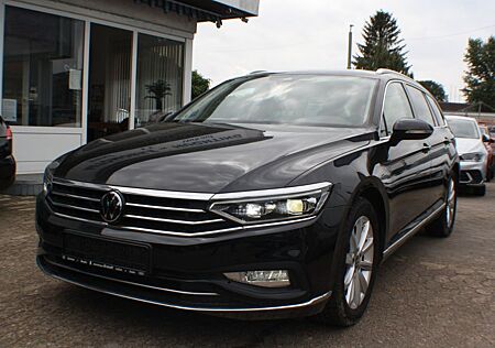 VW Passat Variant Volkswagen Elegance DSG Nav Sitzh Matrix AHK