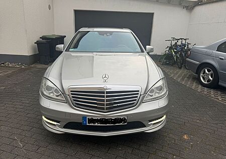 Mercedes-Benz S 350 BlueTEC -