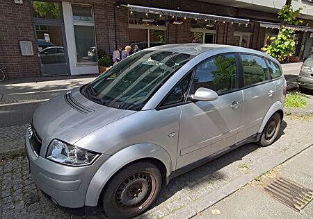 Audi A2 1.4 Benzin - Neue Kupplung&Anlasser