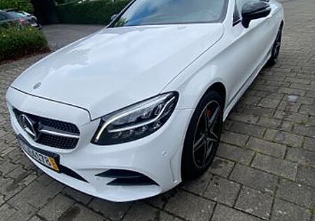 Mercedes-Benz C 400 4MATIC Autom. -