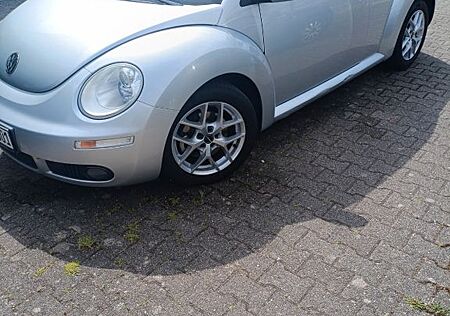 VW New Beetle Volkswagen 1.6 Cabriolet -