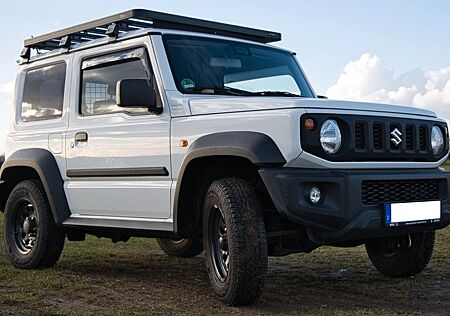 Suzuki Jimny AHK, Dachträger, Android Auto und mehr ...