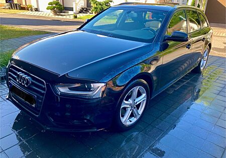 Audi A4 2.0 TDI 130kW Avant Schiebedach AHK Navi