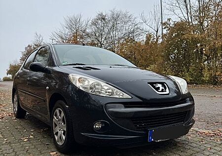 Peugeot 206 + **1.Hand**TÜV 05/27** Reifen NEU**