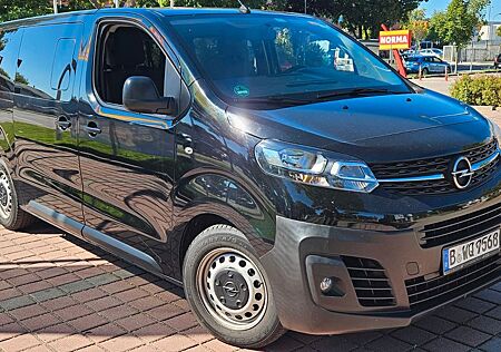 Opel Zafira Life Vivaro / - lang