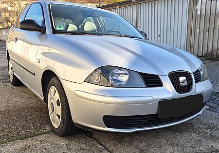 Seat Ibiza 1.Hand Scheckheft TÜV