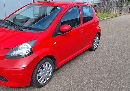 Toyota Aygo (X) Aygo 1,0 Cool TÜV -Kupplung neu