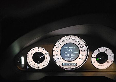 Mercedes-Benz E 320 CDI AVANTGARDE Avantgarde