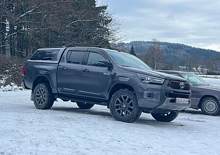 Toyota Hilux Invincible D-4D mit Garantie