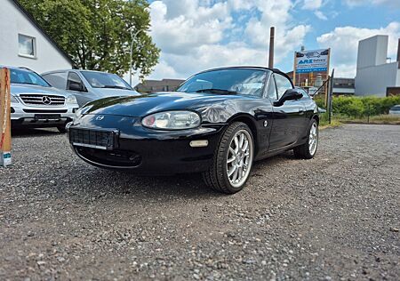 Mazda MX-5 . 1.6