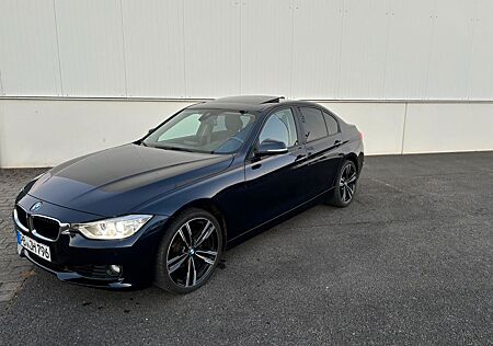 BMW 320i F30 Limousine/Extras/Tüv neu/Schiebed.