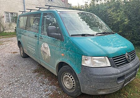 VW T5 Caravelle Volkswagen *4Motion* 8 Sitze, langer Radstand
