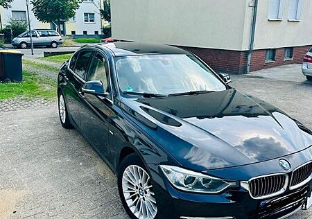 BMW 318d Luxury Line Line Diesel Automatik leder