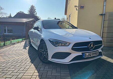 Mercedes-Benz CLA 250 Shooting Brake CLA 250 e DCT Shootin...