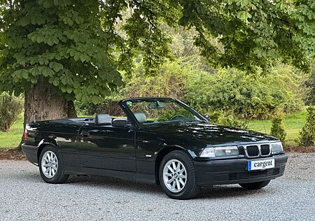 BMW 318i Cabriolet E36 Leder PDC Klimaaut. el. Dach