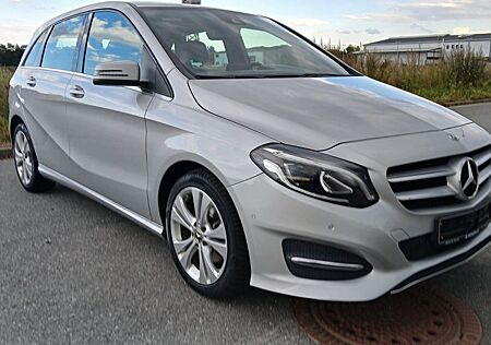 Mercedes-Benz B 180 - URBAN *LED* MB100-Garantie *scheckheft*