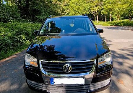 VW Touran Volkswagen 1.9 TDI United 7Sitze, AHK