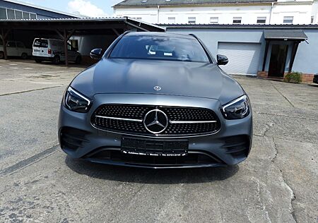 Mercedes-Benz E 300 Klasse T-Modell de 4Matic AMG Paket