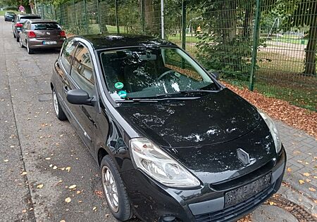 Renault Clio | EZ 12/2011 | 05/2027