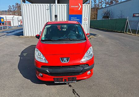 Peugeot 1007 Premium Tüv 12.2027