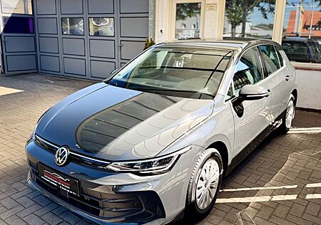 VW Golf Volkswagen VIII Lim. 2.0 TDI LED ACC Shz.