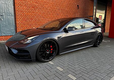 Tesla Model 3 Performance Startech Umbau Brabus