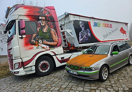 BMW 523i Touring -