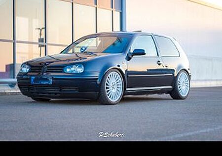 VW Golf Volkswagen 2.0 Auto Basis Basis