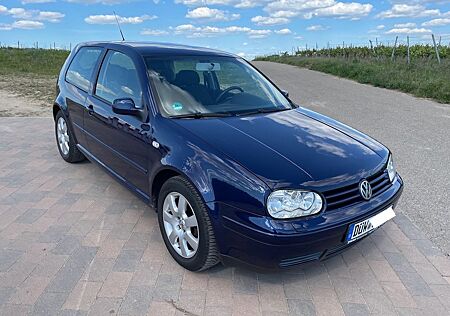 VW Golf Volkswagen 1.6 Pacific mit Soundsystem