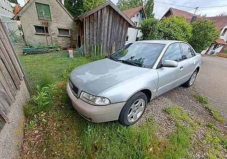 Audi A4 1.8 - Export- oder Bastlerfahrzeug