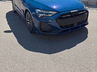 Audi A3 Sportback 35 TDI S-LINE+STANDH+MATRIX+PANO