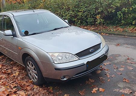 Ford Mondeo 1.8 92 kW Futura Futura