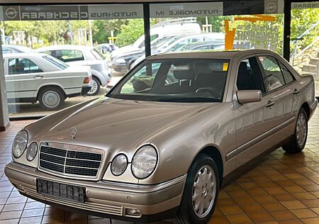 Mercedes-Benz E 280 ELEGANCE/KLIMATRONIC/PDC/TEMP/AUT./ALU/TOP