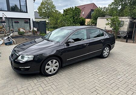 VW Passat Volkswagen 2.0 TDI DSG Comfortline