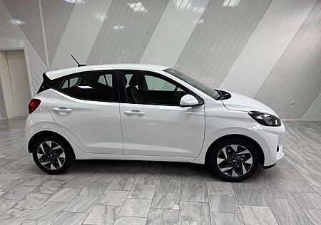 Hyundai i10 1.0 Trend Navi PDC Kamera Garantie