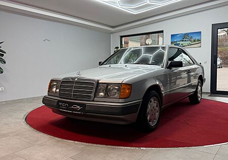 Mercedes-Benz CE 300 Coupe Automatik/SHZ/Becker Radio