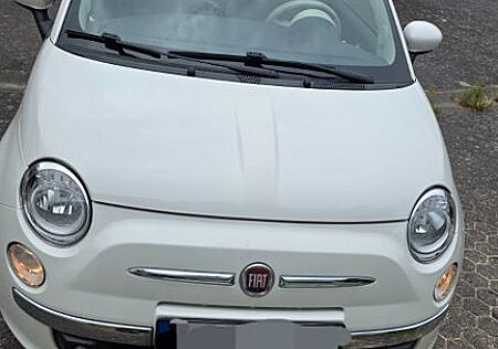 Fiat 500C 0.9 TwinAir weiß mit schwarzem Verdeck